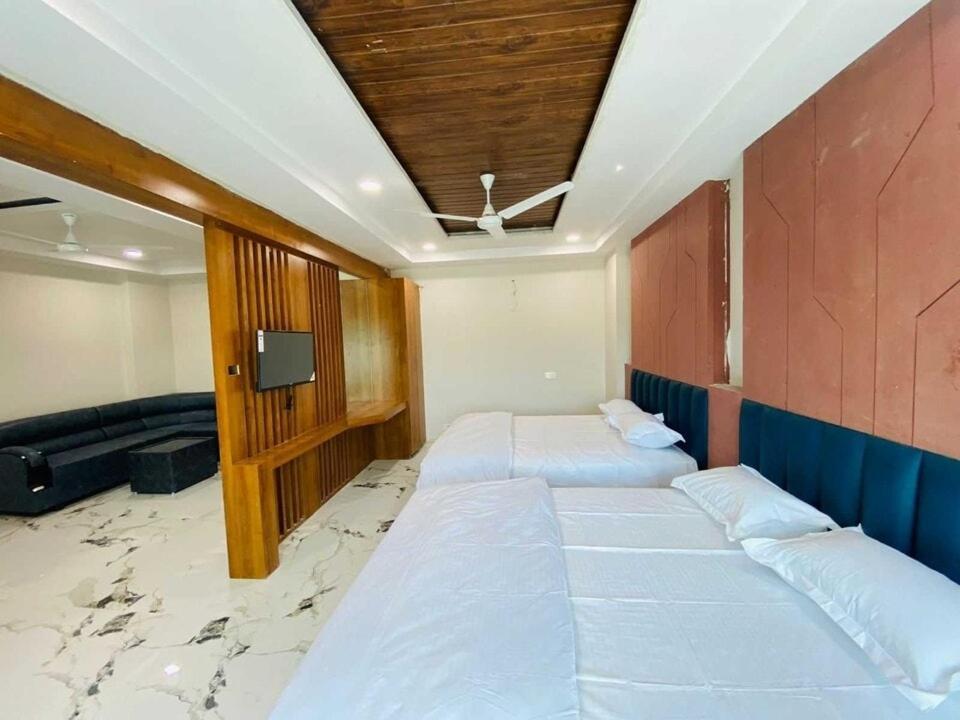 Super Townhouse Ambaji Formerly Hotel Kardhar Inn Extérieur photo